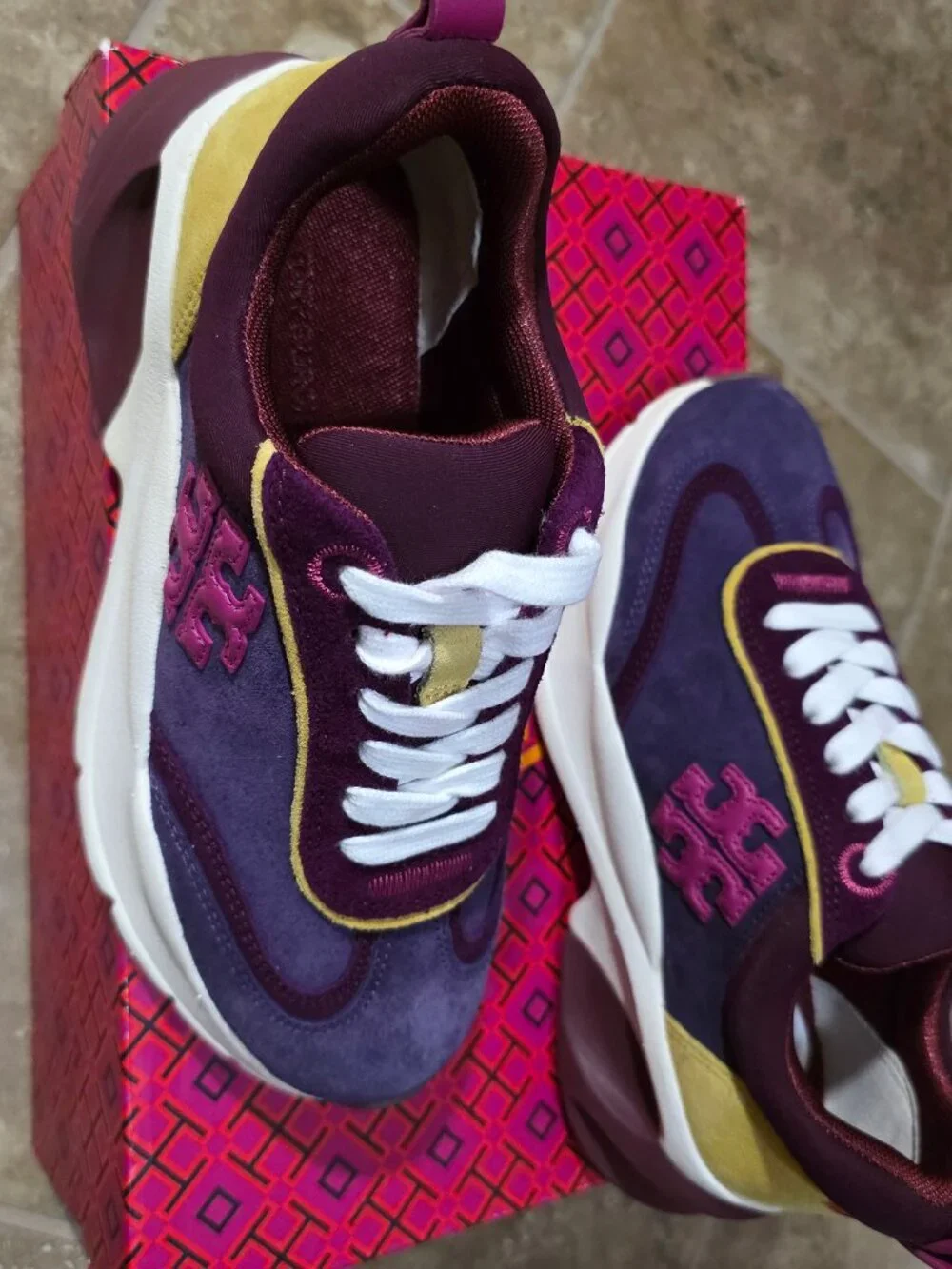 Women's Trainer's
